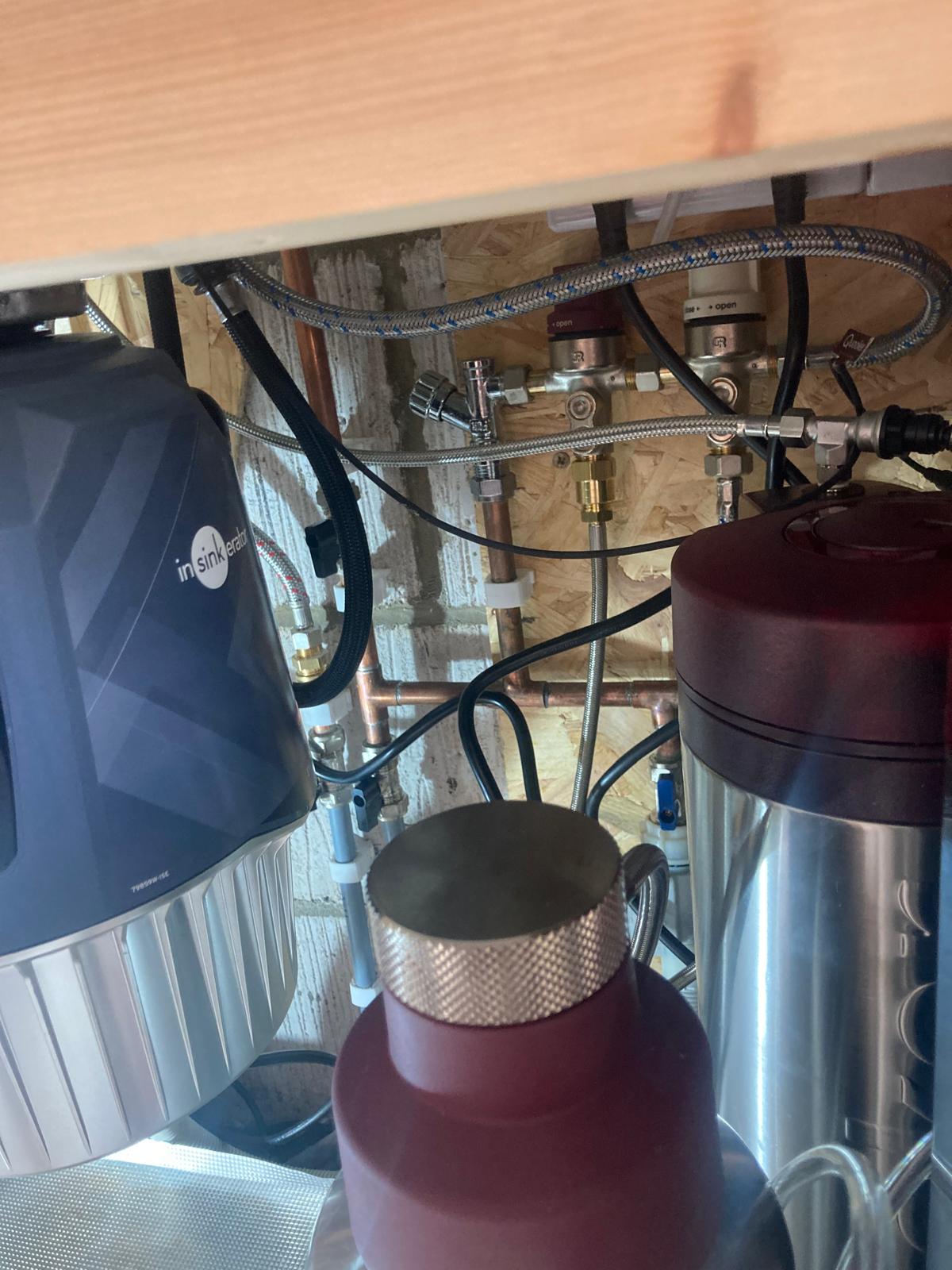 Quooker water connections with InSinkErator and dishwasher pipework