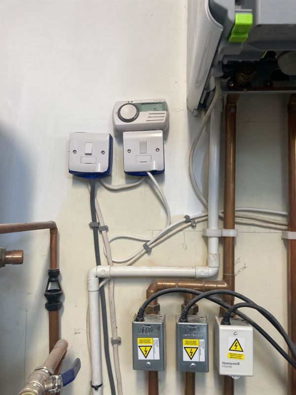 Heating controls fused spurs and associated wiring in Borehamwood