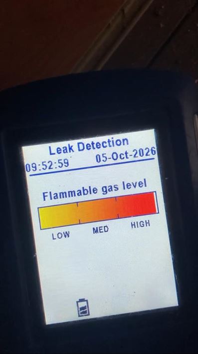 Leak detection instrument display during the gas investigation in Bushey