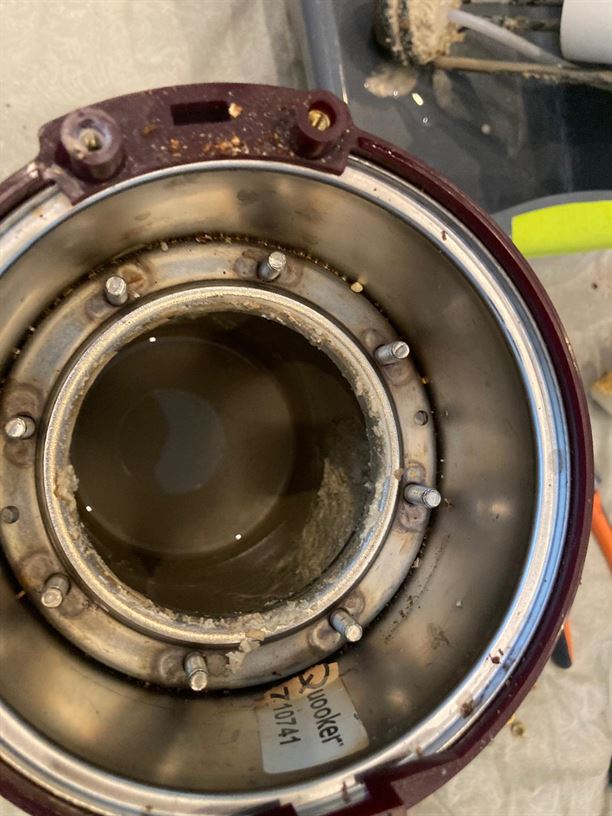 View into the opened Quooker tank during maintenance