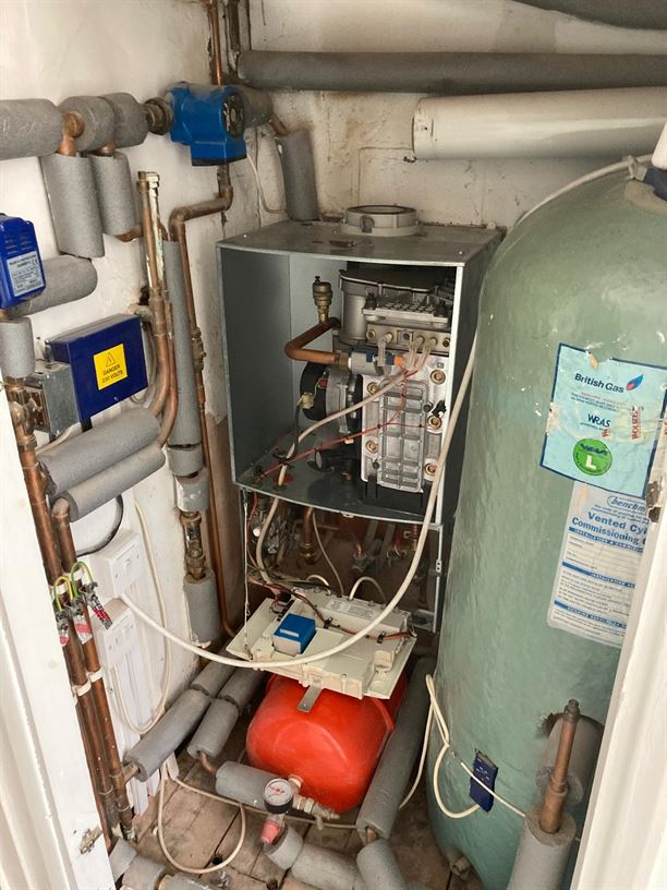 Existing Worcester Bosch Greenstar CDi Classic boiler opened before replacement
